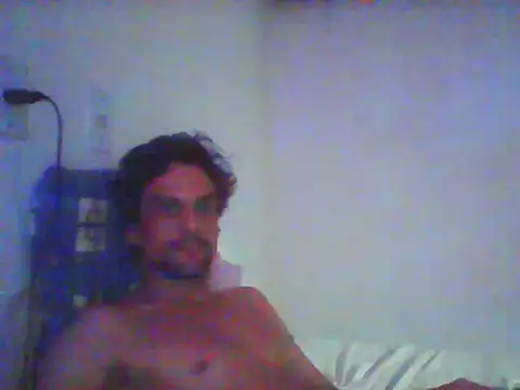 Snapshot of couplemilk chatting on 02/01/25, 12:18 couplemilk online show from 02/01/25, 12:18