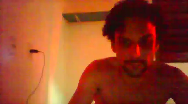 Snapshot of couplemilk chatting on 01/25/25, 12:06 couplemilk online show from 01/25/25, 12:06