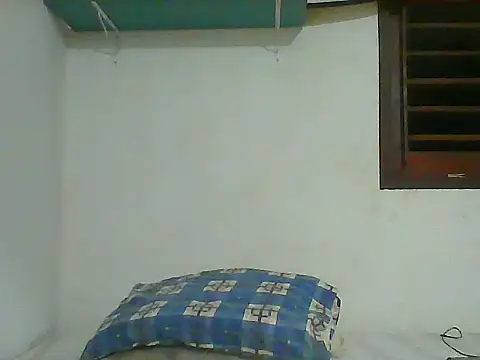 Snapshot of couplemilk chatting on 01/27/25, 03:47 couplemilk online show from 01/27/25, 03:47