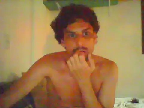 Snapshot of couplemilk chatting on 01/28/25, 04:50 couplemilk online show from 01/28/25, 04:50