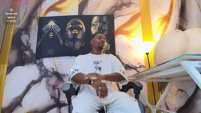 Thomas shelbys online show from 04/18/26, 03:09