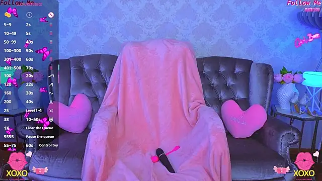 KitnissKiss online show from 02/11/26, 08:31