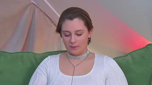 Snapshot of MaryMurray chatting on 03/20/25, 11:23 MaryMurray online show from 03/20/25, 11:23