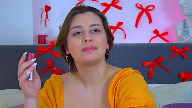 Snapshot of MaryMurray chatting on 03/18/25, 01:57 MaryMurray online show from 03/18/25, 01:57