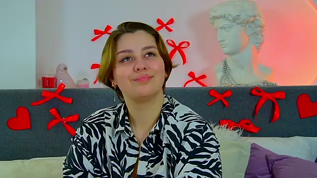 Snapshot of MaryMurray chatting on 03/03/25, 06:24 MaryMurray online show from 03/03/25, 06:24