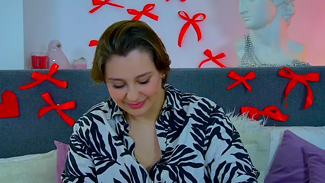 Snapshot of MaryMurray chatting on 03/03/25, 09:37 MaryMurray online show from 03/03/25, 09:37