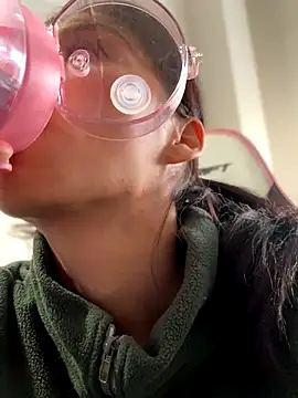 Adriennesexxx online show from 12/18/25, 04:11