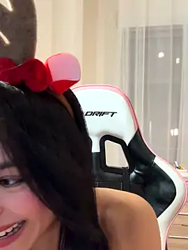 Adriennesexxx online show from 12/17/25, 05:51