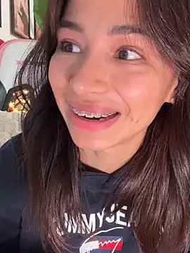 Adriennesexxx online show from 11/25/25, 06:19