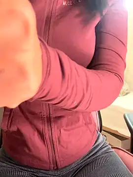 Adriennesexxx online show from 11/20/25, 05:13