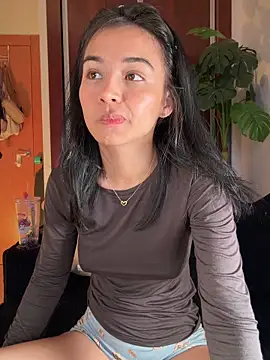 Adriennesexxx online show from 04/12/26, 05:38