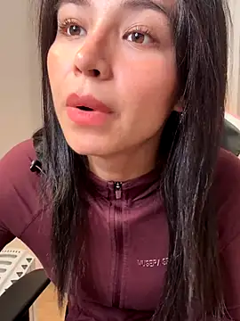 Adriennesexxx online show from 01/06/26, 05:50