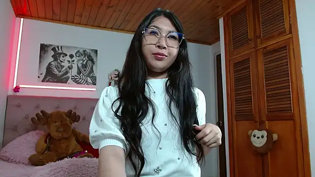 Snapshot of tifanny-squirt chatting on 10/25/25, 04:33 tifanny-squirt online show from 10/25/25, 04:33
