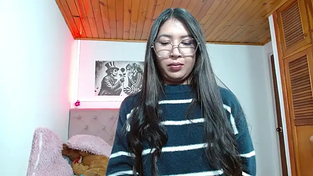 tifanny-squirt online show from 10/26/25, 04:35