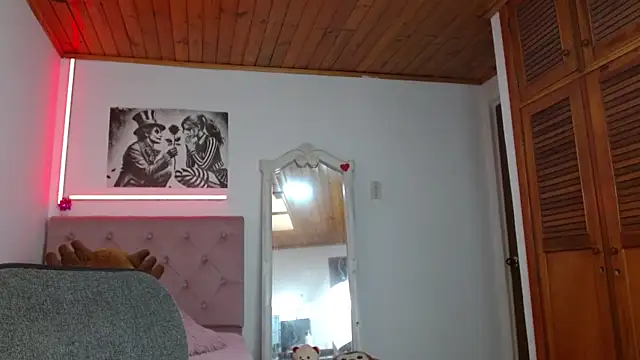 tifanny-squirt online show from 11/05/25, 02:53