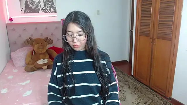 tifanny-squirt online show from 12/18/25, 02:05