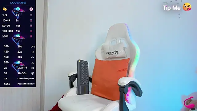 Linda Crawford online show from 11/04/25, 07:17