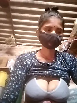 Ritu-0143 online show from 04/15/26, 06:08