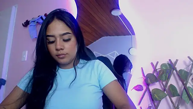 Shaarongp online show from 03/21/25, 10:39