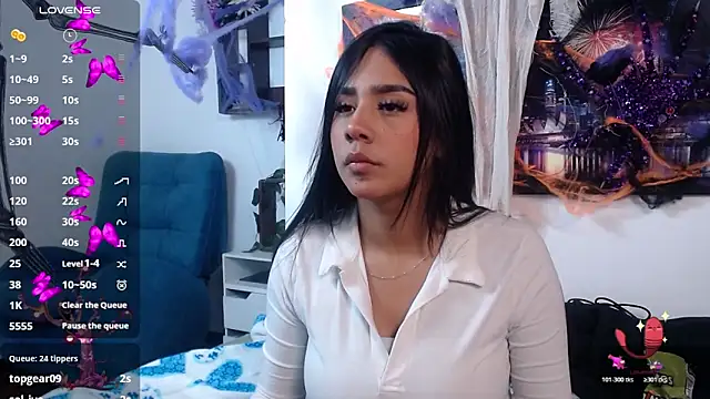 Shaarongp online show from 10/26/25, 04:13