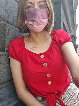 Lunababymylove online show from 03/20/25, 06:09