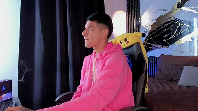 kyle smithxx online show from 12/15/25, 05:02