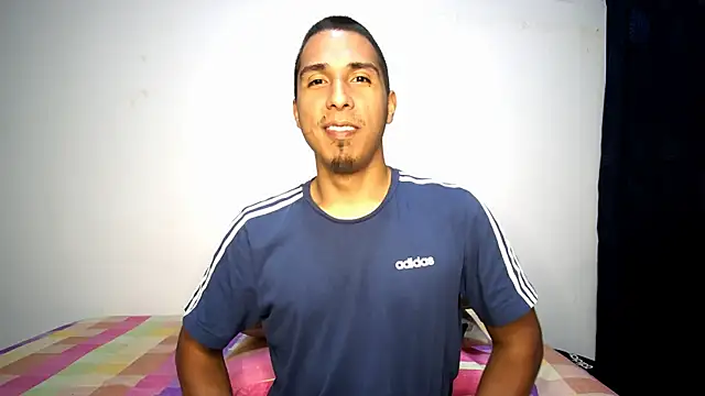 Snapshot of michaelhotbbc chatting on 09/14/25, 04:02 michaelhotbbc online show from 09/14/25, 04:02