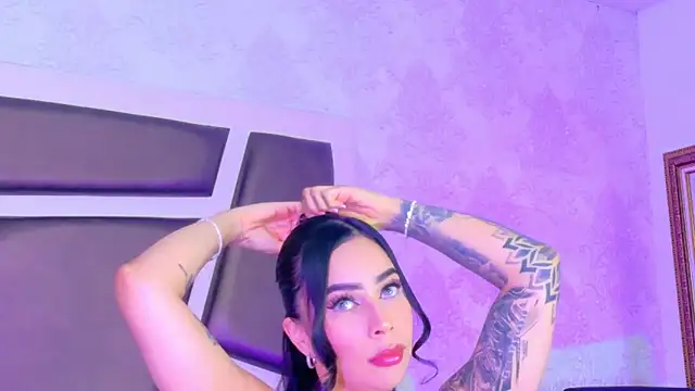 GiahDaniels online show from 05/07/26, 01:32