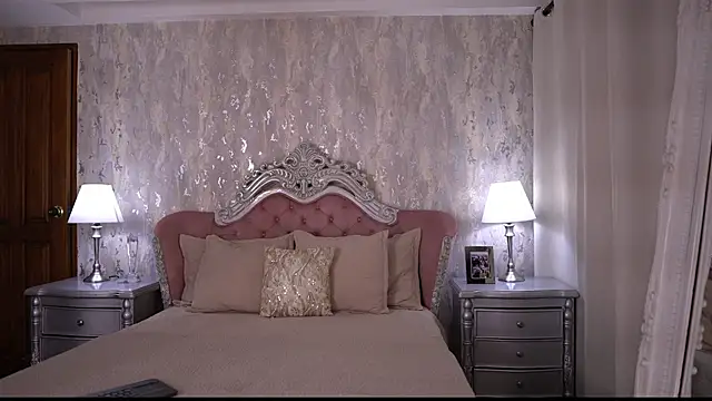AngelineConnor online show from 06/30/26, 11:05
