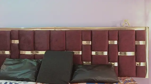 Snapshot of ling_ling24 chatting on 03/06/25, 03:57 ling ling24 online show from 03/06/25, 03:57