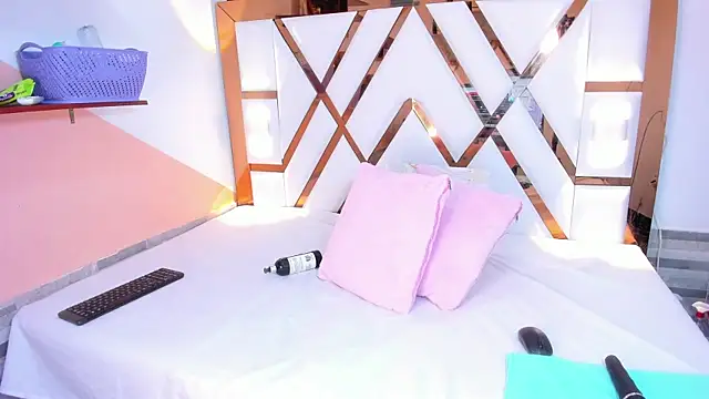 Snapshot of amberr_sweett69 chatting on 02/08/25, 07:27 amberr sweett69 online show from 02/08/25, 07:27