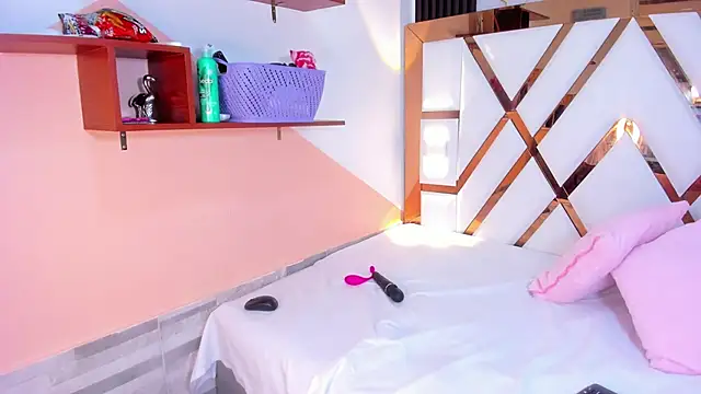 Snapshot of amberr_sweett69 chatting on 02/22/25, 06:52 amberr sweett69 online show from 02/22/25, 06:52