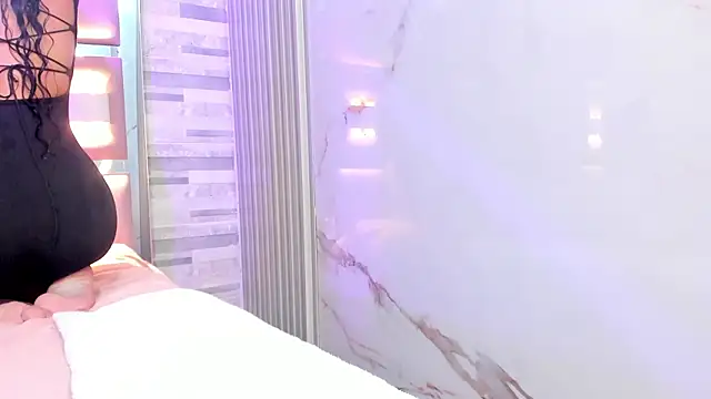 Snapshot of amberr_sweett69 chatting on 03/31/26, 06:54 amberr sweett69 online show from 03/31/26, 06:54