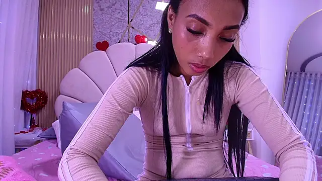 nata luna online show from 02/09/26, 07:12