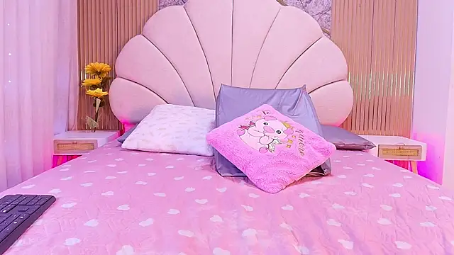 nata luna online show from 04/09/26, 07:20