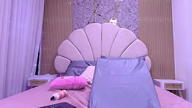 nata luna online show from 03/18/26, 07:26