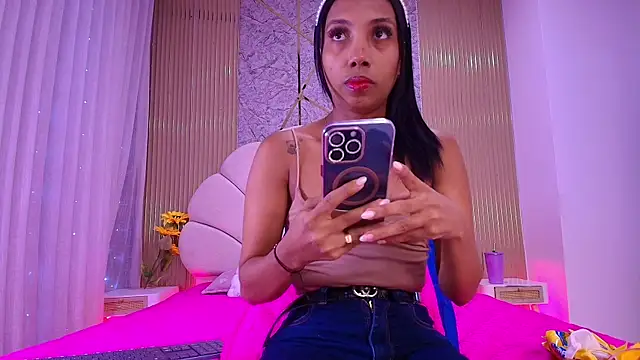nata luna online show from 06/17/26, 07:13