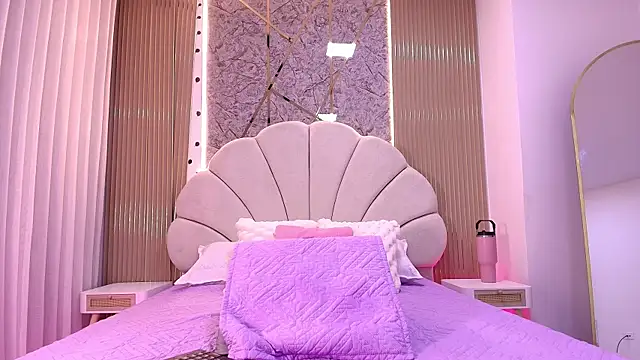 nata luna online show from 11/11/25, 07:19