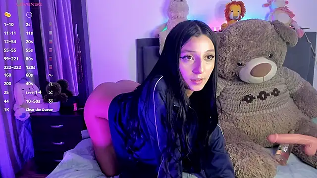 Snapshot of Alana_777 chatting on 11/12/25, 06:50 Alana 777 online show from 11/12/25, 06:50