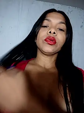 DIORA Latina online show from 01/11/26, 02:51