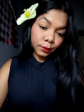 DIORA Latina online show from 02/27/26, 04:23