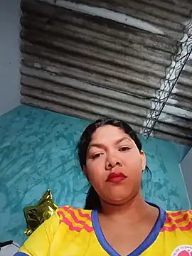 Snapshot of DIORA_Latina chatting on 06/18/26, 03:05 DIORA Latina online show from 06/18/26, 03:05