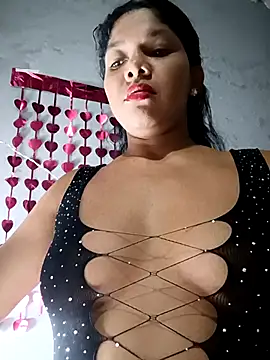 DIORA Latina online show from 03/24/26, 03:50