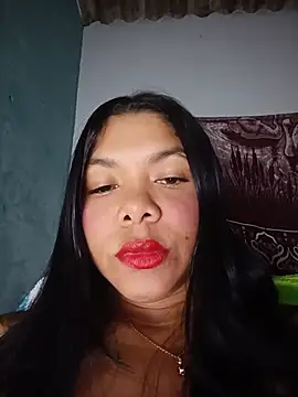 Snapshot of DIORA_Latina chatting on 07/05/26, 04:06 DIORA Latina online show from 07/05/26, 04:06