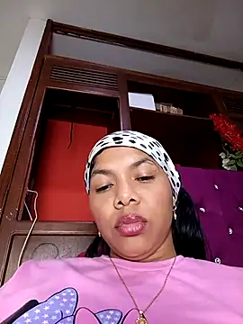 DIORA Latina online show from 09/25/25, 04:51