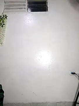 DIORA Latina online show from 10/04/25, 04:03