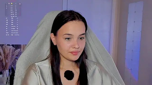 Snapshot of _Sweetie_ chatting on 10/16/25, 05:32 Sweetie online show from 10/16/25, 05:32