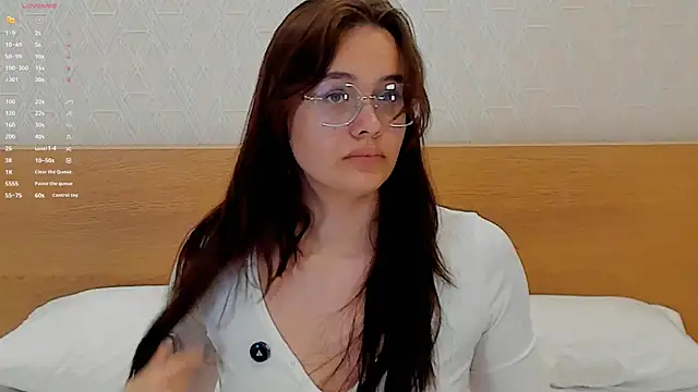 Snapshot of _Sweetie_ chatting on 05/15/26, 03:54 Sweetie online show from 05/15/26, 03:54