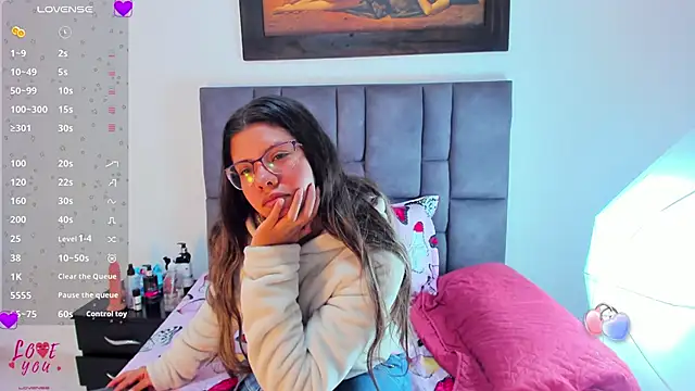 Vahiolet smith online show from 03/26/26, 04:11