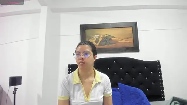 Snapshot of Vahiolet_smith chatting on 11/23/25, 03:16 Vahiolet smith online show from 11/23/25, 03:16